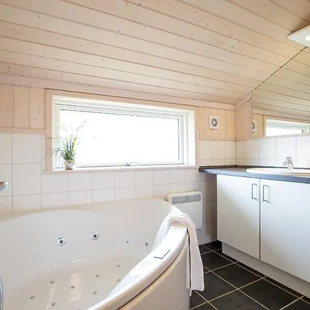 2 House B 2 בית נופש *