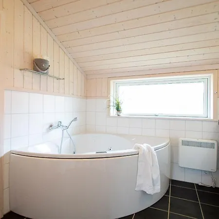 2 House B 2 בית נופש Großenbrode